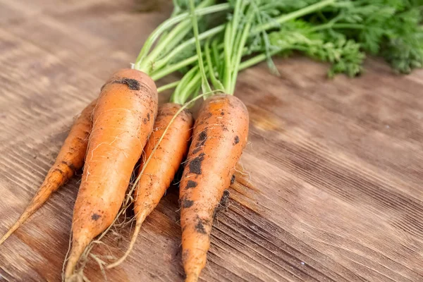 Fresh Juicy Carrots Wooden Background — ストック写真