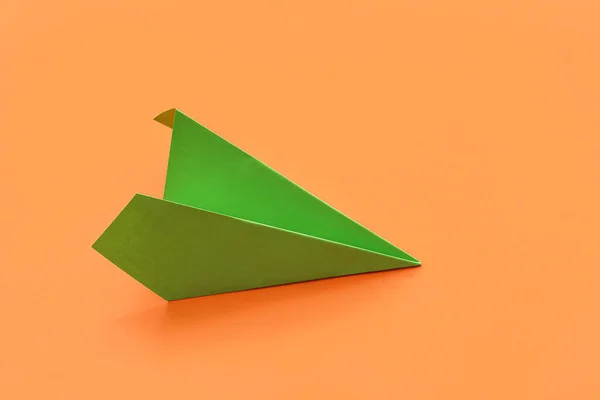 Green Paper Plane Orange Background — 图库照片