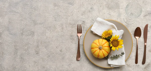 Beautiful Table Setting Pumpkin Sunflowers Grunge Background Space Text — Stock Photo, Image