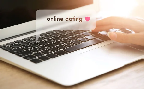 Young Woman Using Laptop Closeup Online Dating Concept — Fotografia de Stock