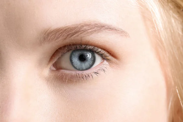 Young Woman Blue Eyes Closeup — Foto Stock