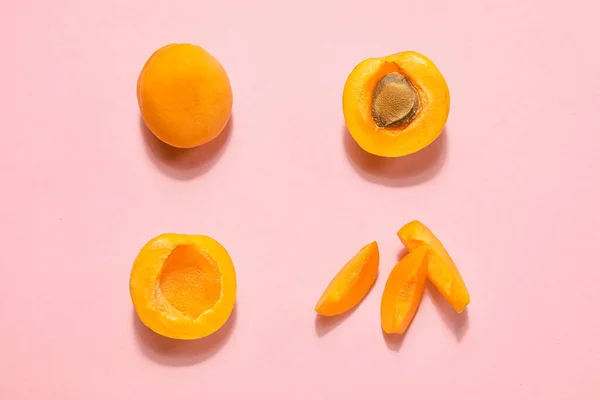 Composition Ripe Apricots Pink Background — Stock Fotó