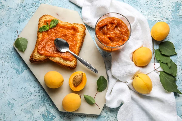 Composition Bowl Tasty Apricot Jam Sandwich Fruits Color Background — Stock fotografie