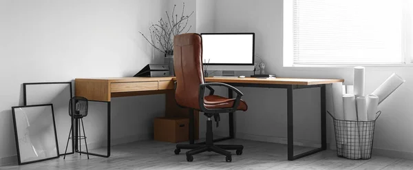Modern Workplace Computer Comfortable Chair Light Room — Stockfoto