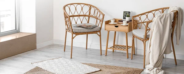 Wicker Chairs Wooden Table Cups Coffee Plaid Light Wall Room — 스톡 사진