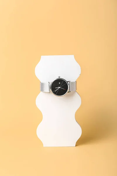 Showcase Pedestal Wristwatch Color Background —  Fotos de Stock