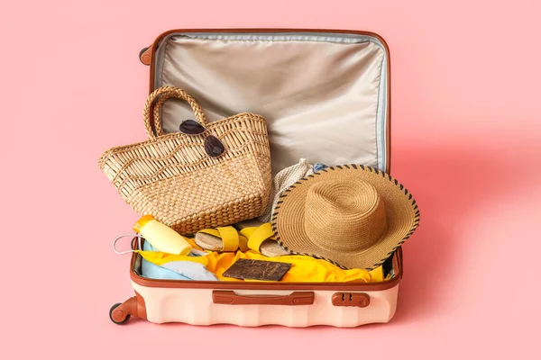 Suitcase Clothes Beach Accessories Passport Pink Background — Fotografia de Stock