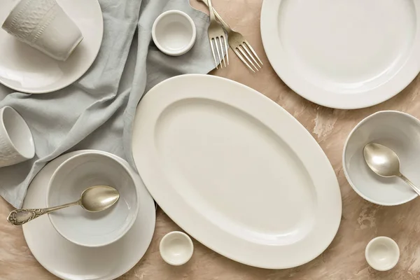 Set Clean Tableware Grunge Background Top View — Foto Stock