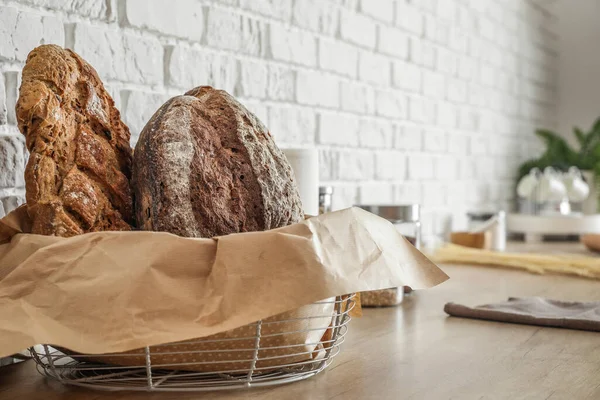 Basket Loaves Fresh Bread Counter Kitchen — Foto Stock