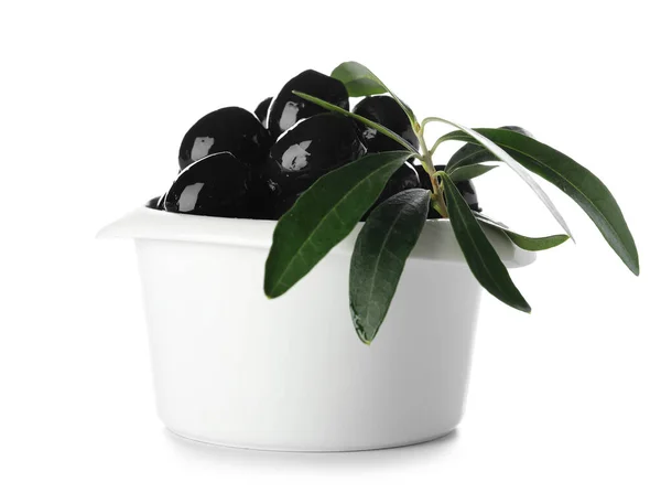 Bowl Tasty Black Olives Leaves White Background — Stok Foto