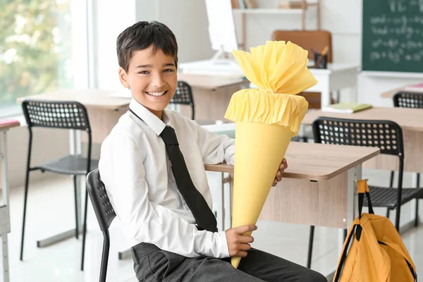 Little Boy Yellow School Cone Classroom — Fotografia de Stock