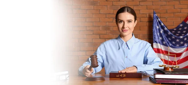 Female Judge Gavel Sitting Table Courtroom Banner Design — Foto Stock