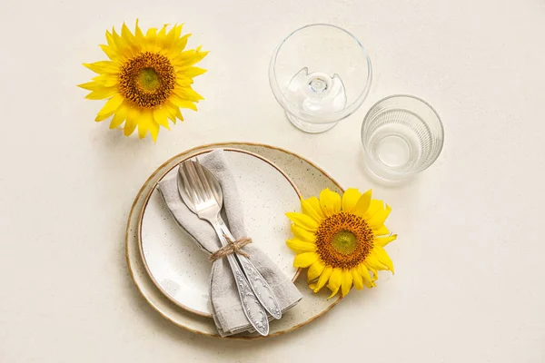 Table Setting Decorated Sunflowers Light Background — Stock Photo, Image