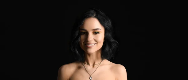 Pretty Young Woman Wavy Hair Beautiful Jewellery Black Background — Stockfoto