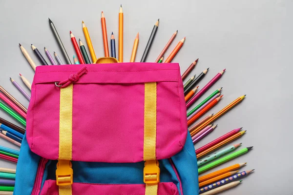 School Backpack Pencils Grey Background — Φωτογραφία Αρχείου