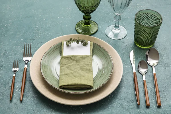 Elegant Dinnerware Eucalyptus Branch Blank Card Color Table — Foto Stock