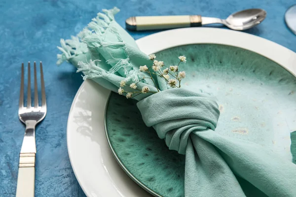 Dinnerware Gypsophila Flowers Blue Table — Stock Fotó