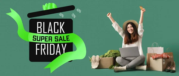 Happy Asian Woman Laptop Credit Card New Purchases Green Background — Stockfoto