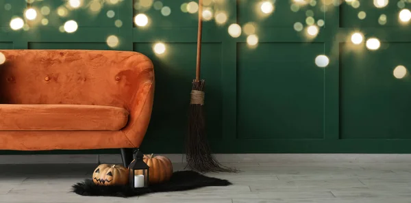 Orange Sofa Halloween Decorations Green Wall Room — Stock Photo, Image