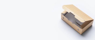 Karton kutuyu beyaz arkaplanda metin için boşluk ile aç