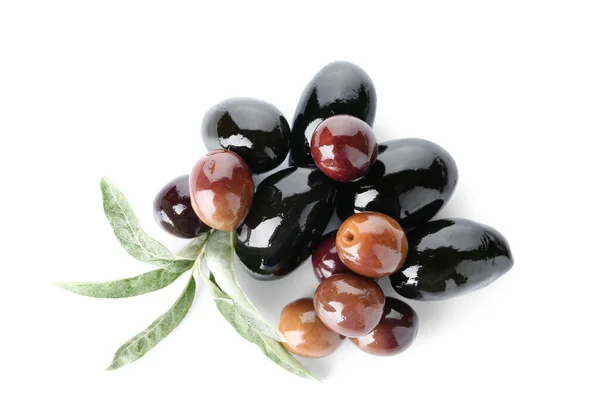 Mucchio Gustose Olive Sfondo Bianco — Foto Stock