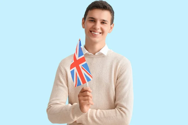 Menino Adolescente Com Bandeira Reino Unido Fundo Azul — Fotografia de Stock