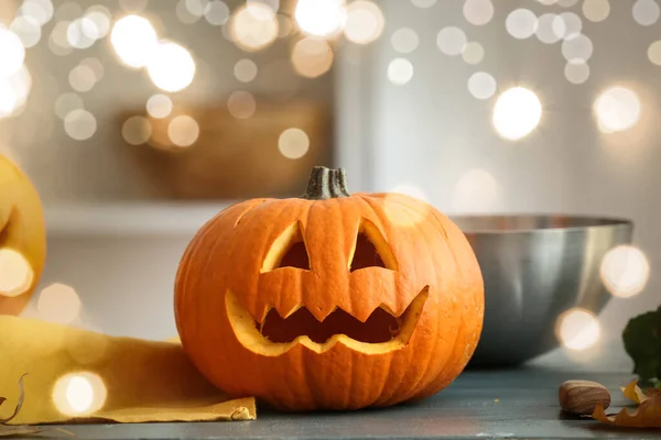 Carved Halloween Pumpkin Table — Stock Photo, Image