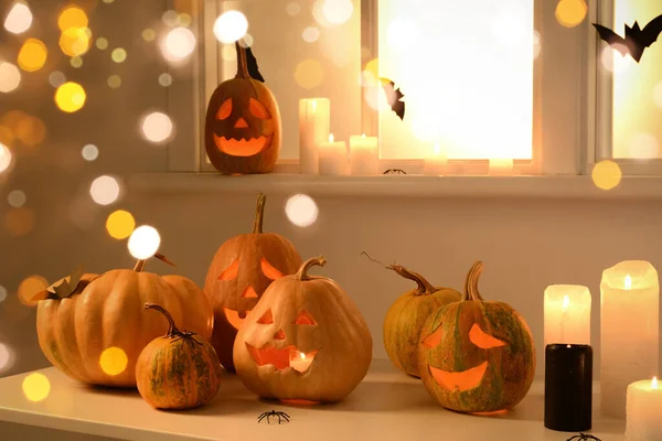 Citrouilles Halloween Bougies Sur Table Dans Chambre — Photo