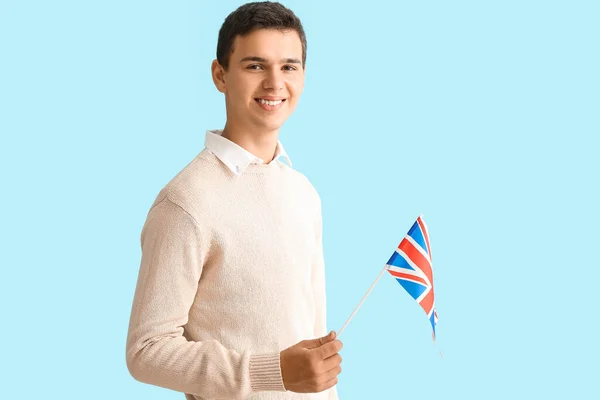Teenage Chlapec Britskou Vlajkou Modrém Pozadí — Stock fotografie