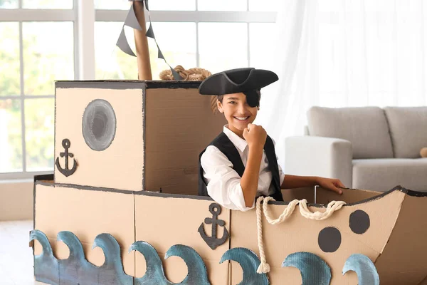 Little Boy Dressed Pirate Playing Cardboard Ship Home — Stock Photo, Image