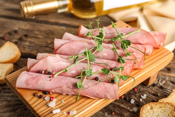 Board Rolled Slices Tasty Ham Wooden Table Closeup — Stock Photo, Image