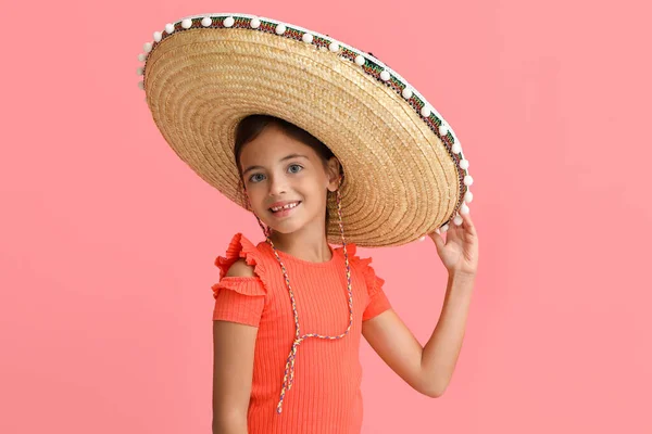 Маленька Мексиканська Дівчинка Сомбреро Капелюсі Рожевому Фоні — стокове фото