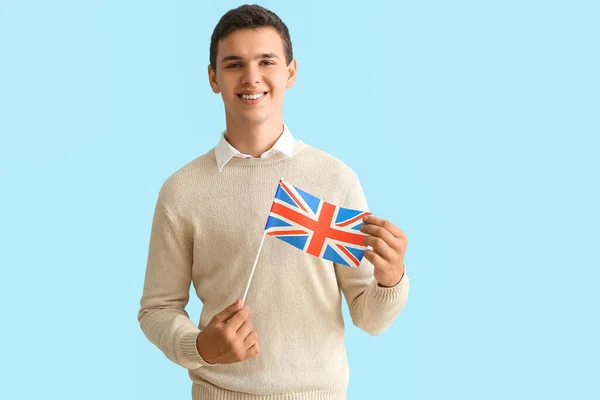 Menino Adolescente Com Bandeira Reino Unido Fundo Azul — Fotografia de Stock