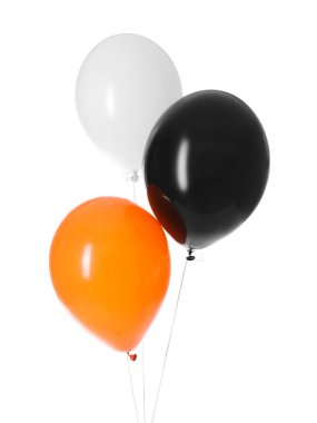 Beyaz arkaplanda Cadılar Bayramı balonları