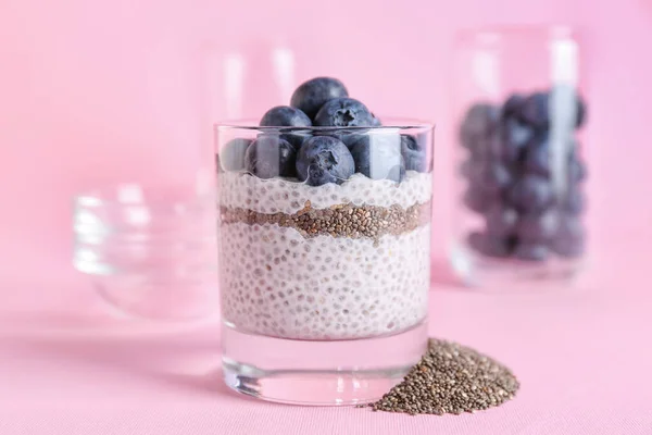 Glass Delicious Chia Seed Pudding Blueberry Pink Background — Stock Photo, Image