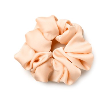 Beyaz arkaplanda ipek bandı