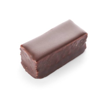 Beyaz arka planda lezzetli kuş sütü şekeri