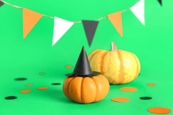 Abóbora Halloween Chapéu Bruxa Fundo Cor — Fotografia de Stock