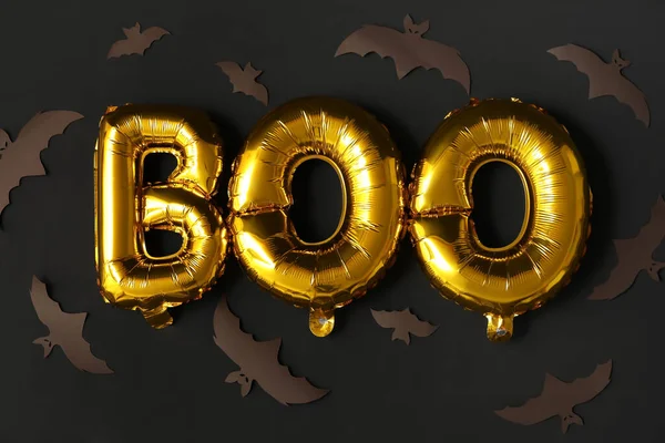 Word Boo Made Foil Balloons Paper Bats Dark Background — Stock Photo, Image