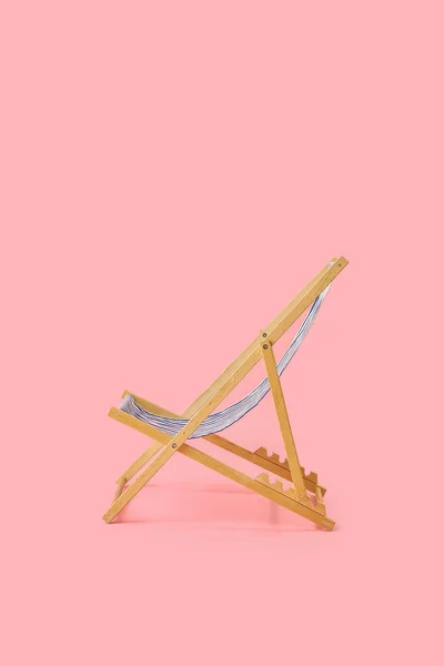 Beach Deck Chair Pink Background — Stock Photo, Image