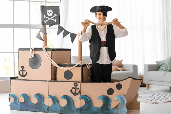 Little Boy Dressed Pirate Playing Rope Cardboard Ship Home — Stock Photo, Image