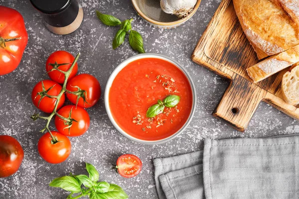 Bowl Delicious Tomato Soup Grunge Background — Stock Photo, Image