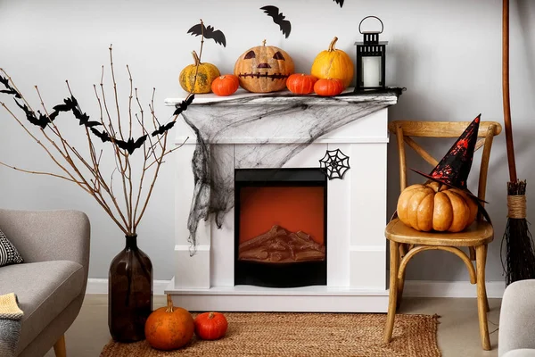 Interior Living Room Decorated Halloween Fireplace Pumpkins Chair — Stock Photo, Image
