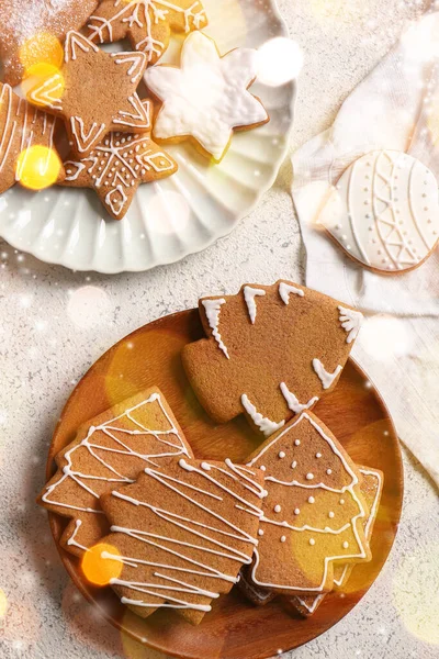 Plates Tasty Gingerbread Cookies Light Background — Stock Photo, Image