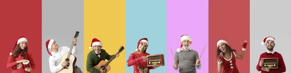 Conjunto Pessoas Chapéus Santa Com Diferentes Instrumentos Musicais Receptores Rádio — Fotografia de Stock