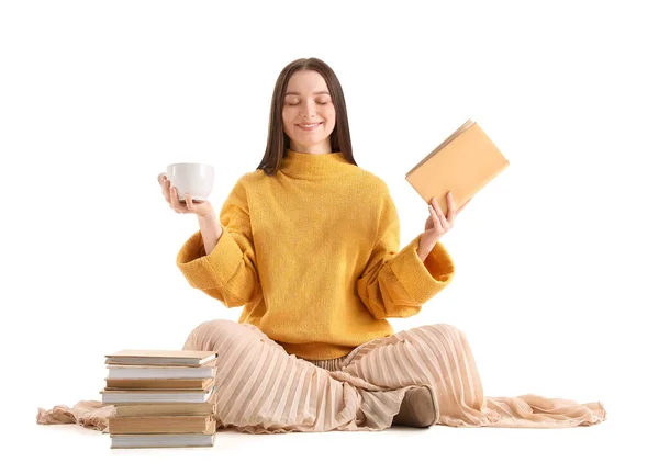 Jovem Com Xícara Cacau Livros Sentados Fundo Branco — Fotografia de Stock