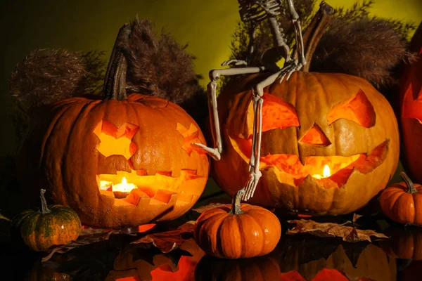 Carved Halloween Pumpkins Skeleton Pampas Grass Dark Background — Stock Photo, Image