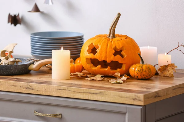 Halloween Pumpkins Fallen Leaves Burning Candles Counter Kitchen — Stock Photo, Image