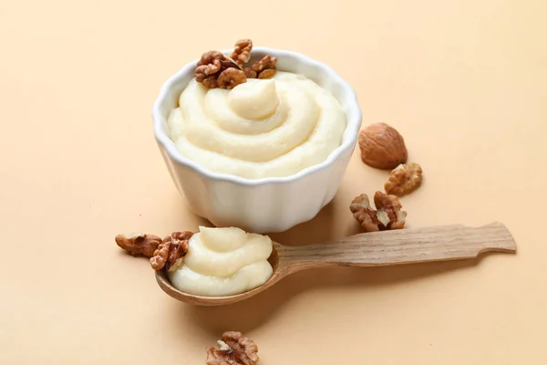 Ramekin Tasty Vanilla Pudding Walnuts Color Background — Stock Photo, Image