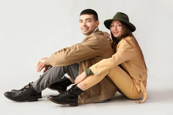 Fashionable Young Couple Autumn Clothes Light Background — Stock Photo, Image